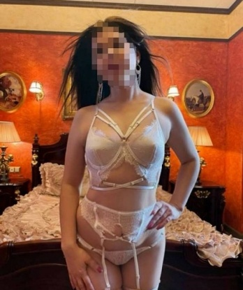 🏢🏨
У меня есть все ингредиенты для создания неповторимой атмосферы: обворожительная внешность, искусство эротического массажа и красивое белье, которое разожжет твое воображение. 💄🔥
Мои услуги включают классический секс, оральный секс, а также эскорт на различные мероприятия в Москве. Будь уверен, со мной ты испытаешь ни с чем несравнимое удовольствие и расслабление. 💦💥
Мои клиенты оставляют восторженные отзывы о наших встречах, которые можешь найти на моей персональной странице. Также я гарантирую полную конфиденциальность и безопасность. 🤫🔒
Если ты ищешь высококлассное сопровождение в Москве, обращайся ко мне! Я с нетерпением жду наше встречи, чтобы стать твоей настоящей фантазией! 💫💑 98, 30 лет